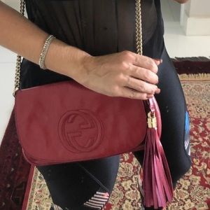 Gucci Bags - Soho Crossbody GUCCI Fuchsia! SALE 😵🔥 Gucci Bags - Soho Crossbody GUCCI Fuchsia! SALE 😵🔥